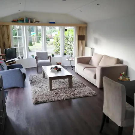 בקתה Chalet Veluwe וחנינגן